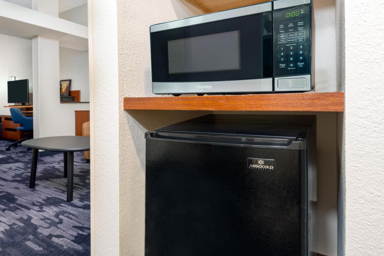 Fairfield Inn And Suites By Marriott Clearwater Exterior foto