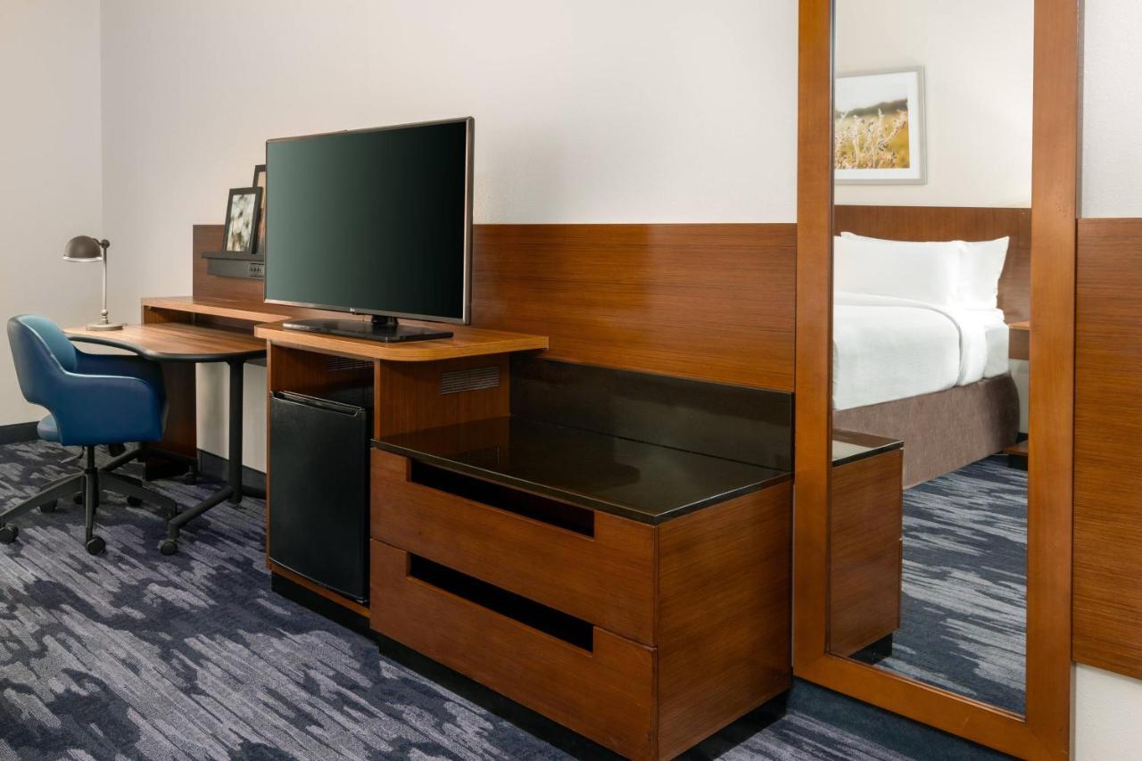 Fairfield Inn And Suites By Marriott Clearwater Exterior foto