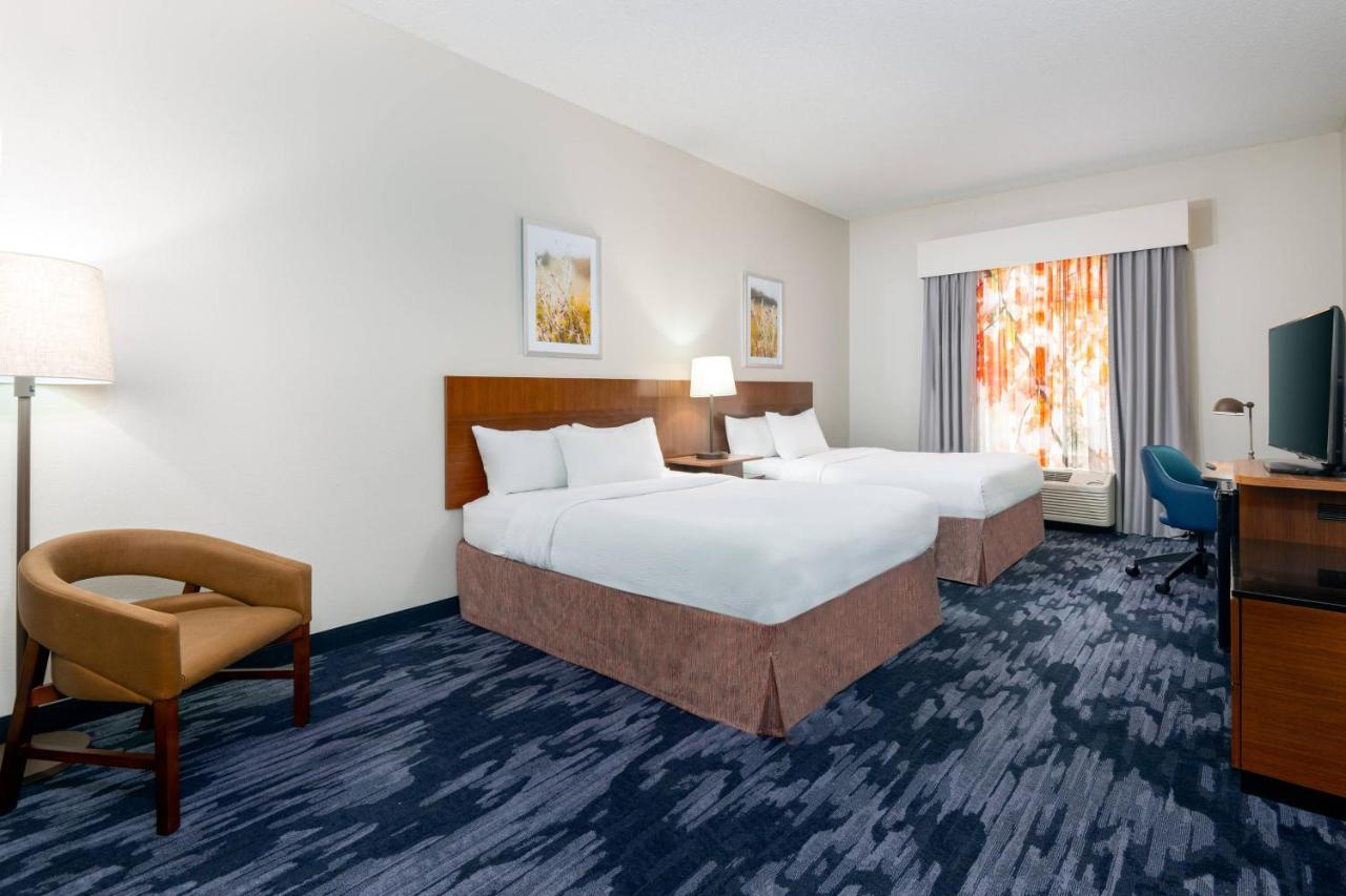 Fairfield Inn And Suites By Marriott Clearwater Exterior foto