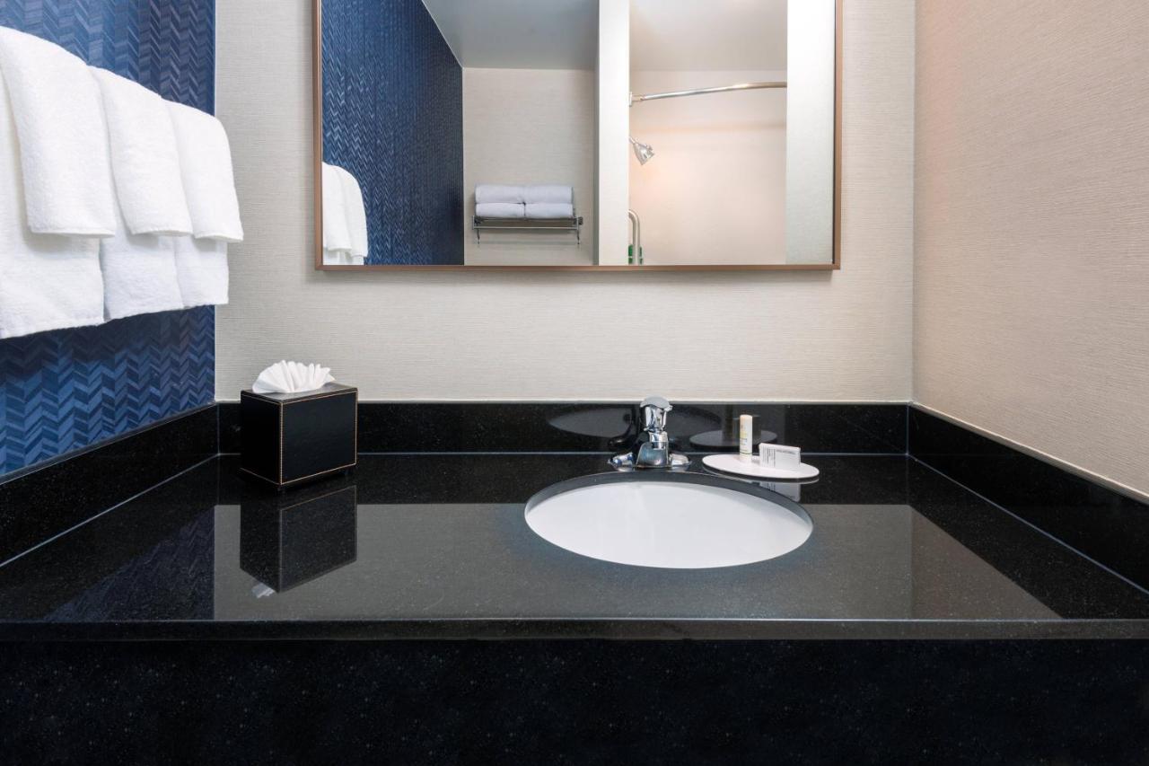 Fairfield Inn And Suites By Marriott Clearwater Exterior foto